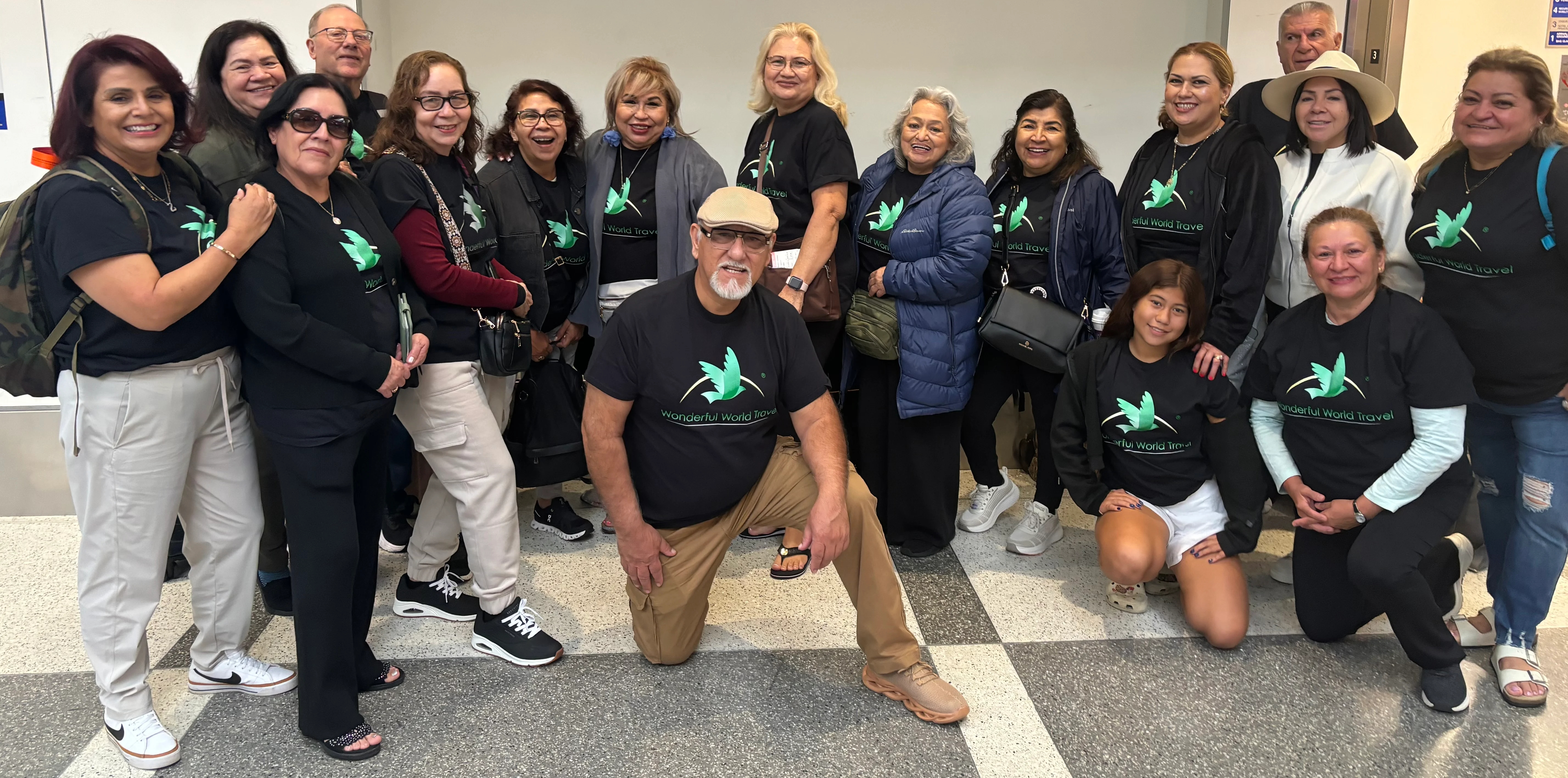 Encantos Imperiales. Polonia, Alemania, Rep Checa, Austria, Hungria. *Linea Plus. 